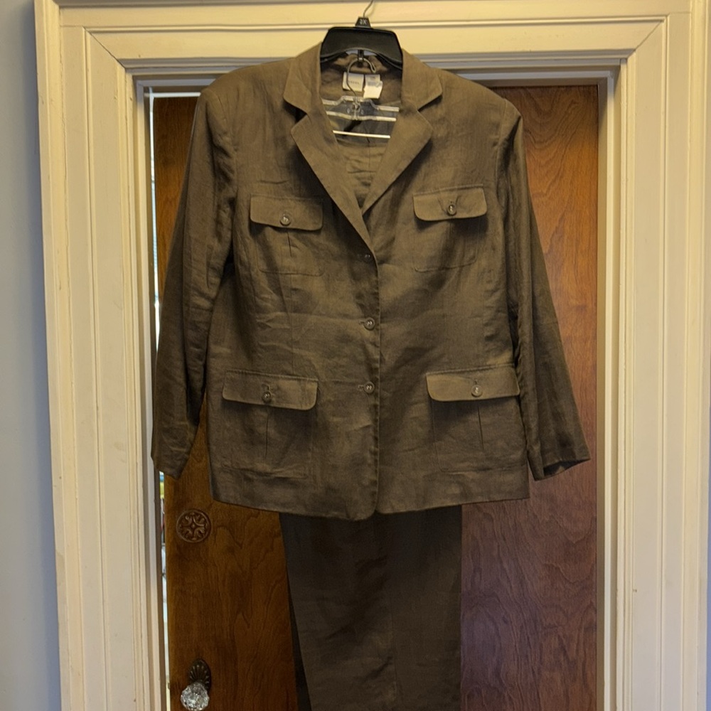 Merona Women's Brown linen suit - Picture 7 of 7